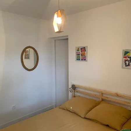 Location Maison T2 4pers Gare Sncf Ferry Boat Mont Faron Holiday home Toulon
