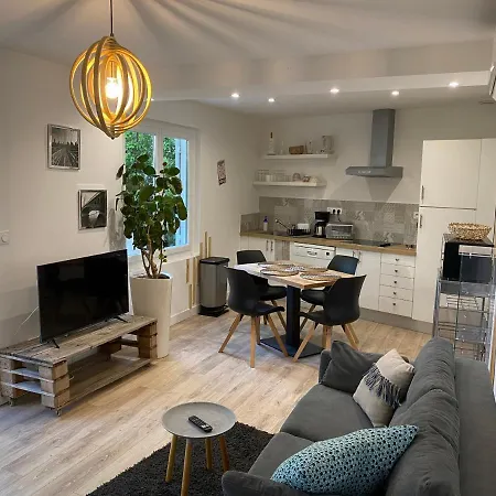 Holiday home Location Maison T2 4pers Gare Sncf Ferry Boat Mont Faron *